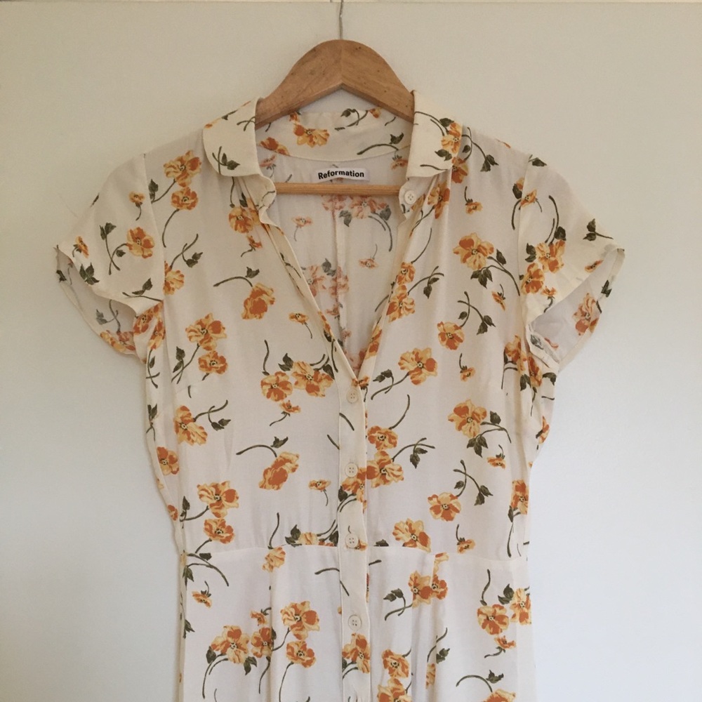 SOLD. Reformation Wilma Dress - Picture 3 of 4
